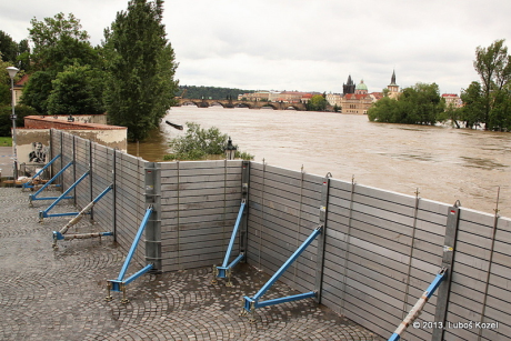 povodeň 2013, mobilní protipovodňové hrazení