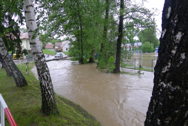 Fotbalové hřiště, ul. Kuťatská, 2.6.2013